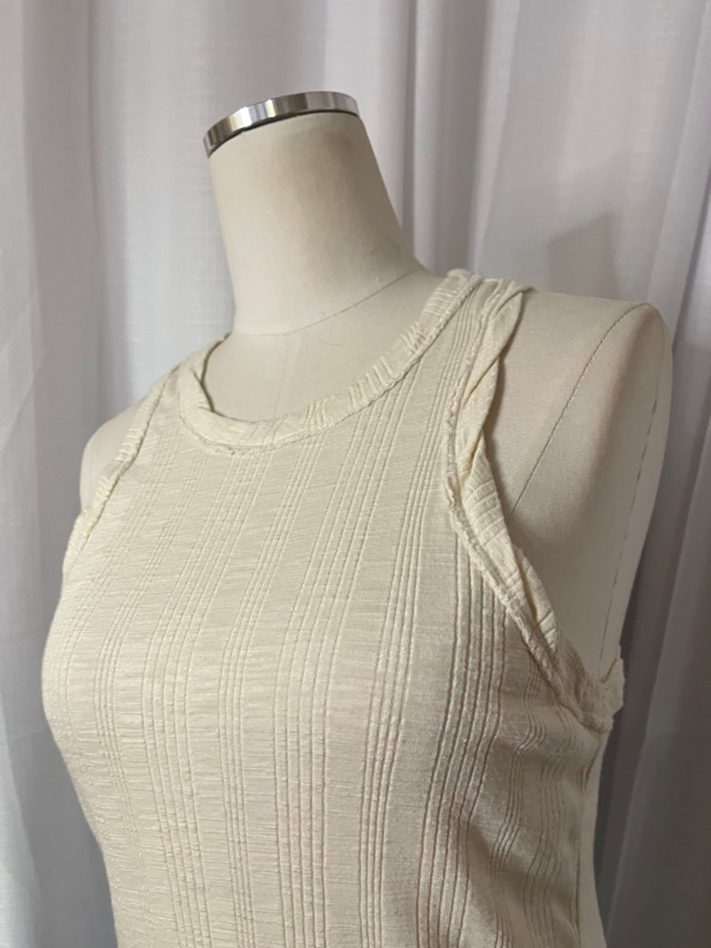 Pilcro Ribbed Tank - Picture 6 of 10